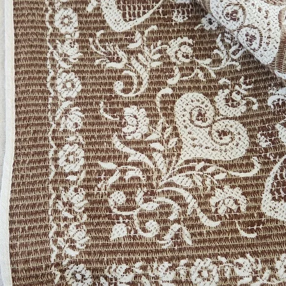 Vintage Austrian Tablecloth - Picture 2 of 3